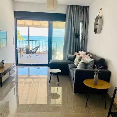 Seafront איפסוס