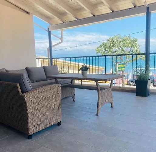 Seafront * Ипсос